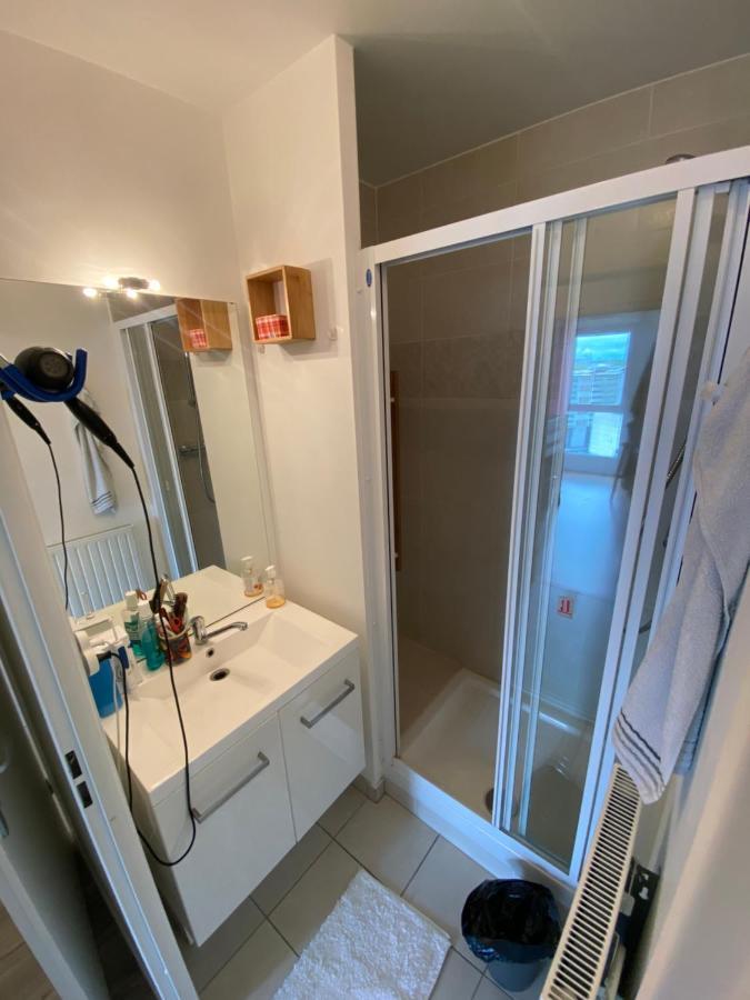Super Chambre Avec Bureau Courcouronnes Ngoại thất bức ảnh
